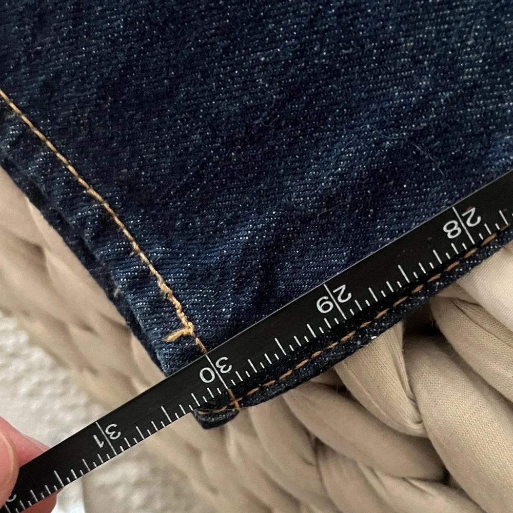 Levi's Premium 501 in Dark Indigo 34x32 (actual 34x30 see measurements) - Picture 6 of 6